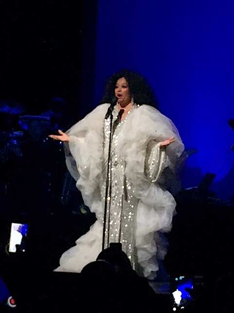 Diana Ross Concert a Love-In at City Centre - Theater Pizzazz