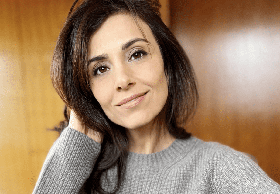 Video – Behind the Scenes of “English,” with Show Star Marjan Neshat