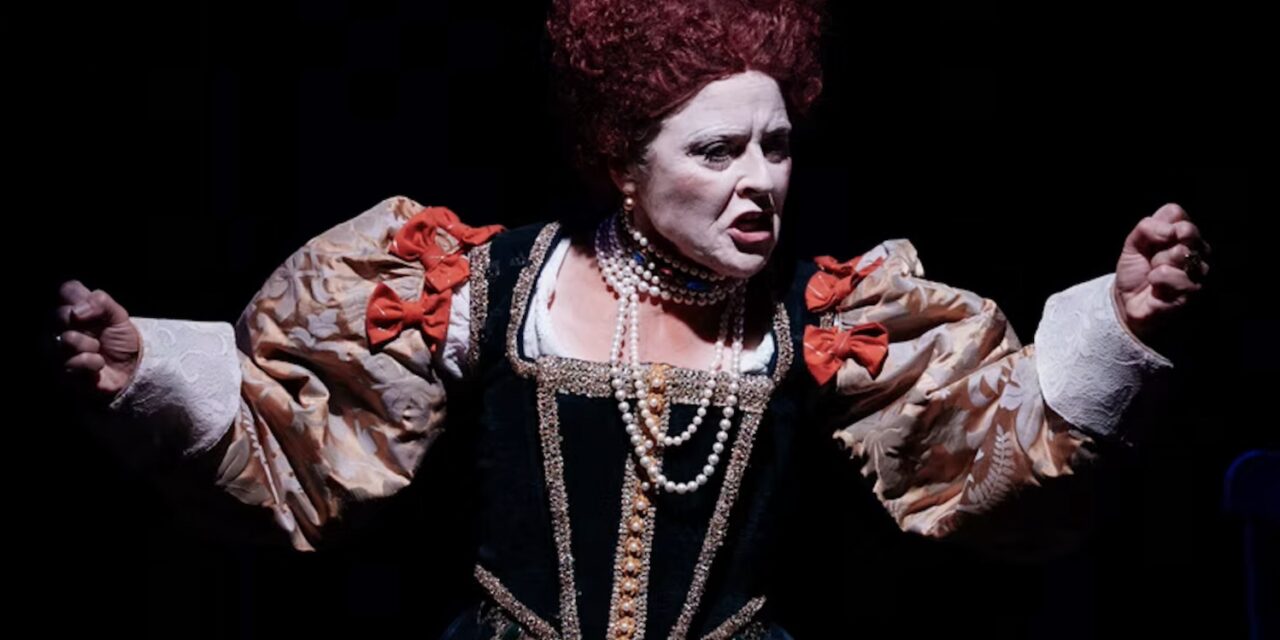 Elizabeth I – In Her Own Words