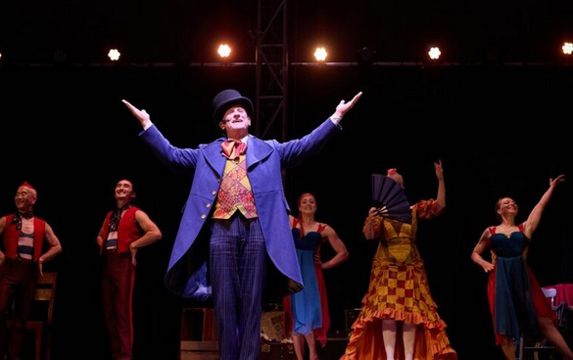 The Charming ‘Sunset Circus’ is Back