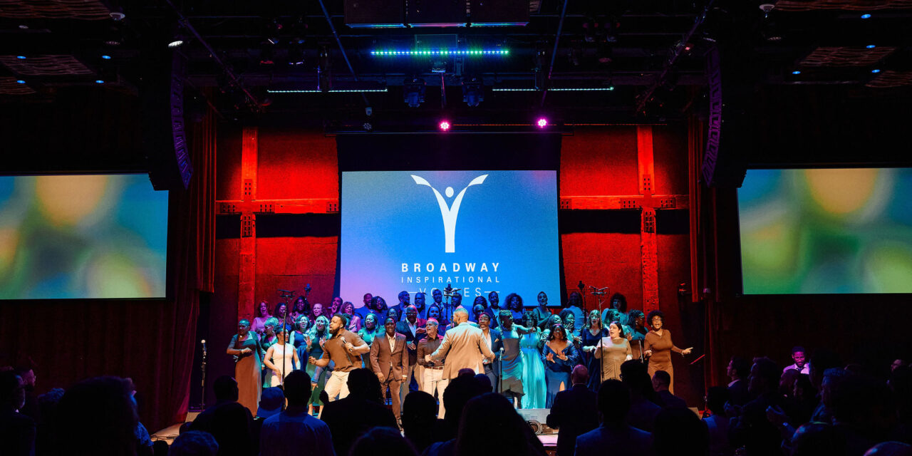BROADWAY INSPIRATIONAL VOICES SING SONGS OF THANKS