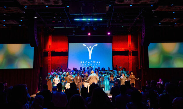 BROADWAY INSPIRATIONAL VOICES SING SONGS OF THANKS