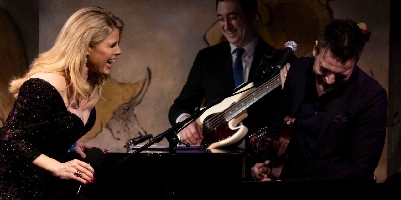 MEGAN HILTY SCORES AT CAFÉ CARLYLE
