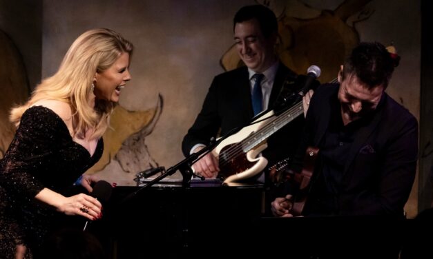 MEGAN HILTY SCORES AT CAFÉ CARLYLE
