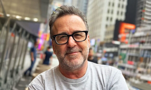 RON FASSLER NAMED CHIEF THEATRE CRITIC AT THEATER PIZZAZZ